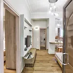 Elea House